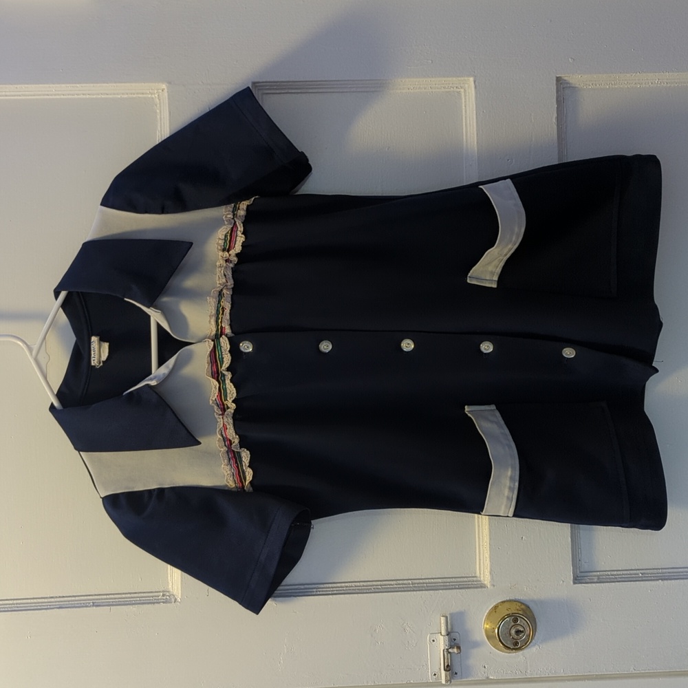 Nancy Laine Vintage polyester blouse 1970's - Picture 2 of 10